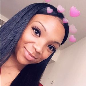 Meet your Posher, Adiah